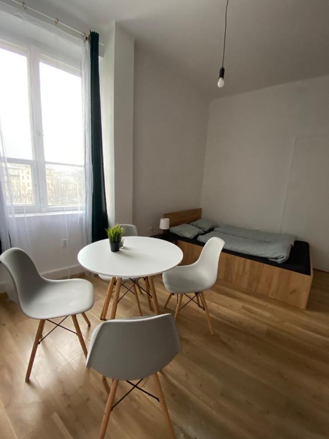Cozy And Cheap Room In Old Town Krakau Zimmer foto